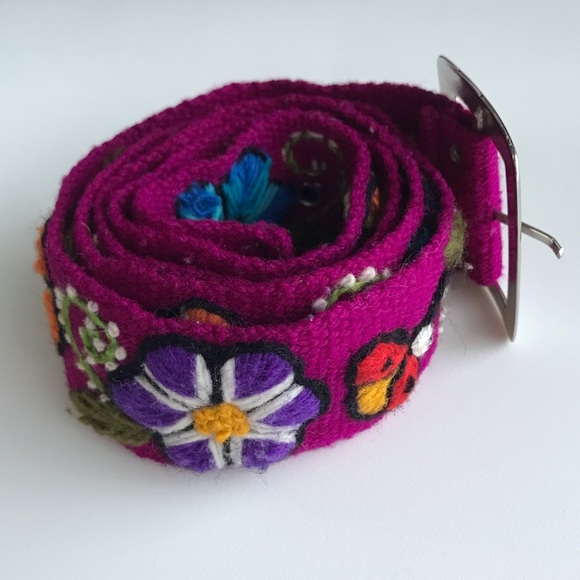 Artesanal Peruvian Belt - Picture 4 of 15